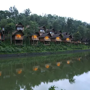 **** Resort Kofiland India