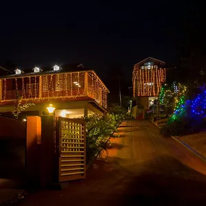 *** Resort Girassol Serviced India